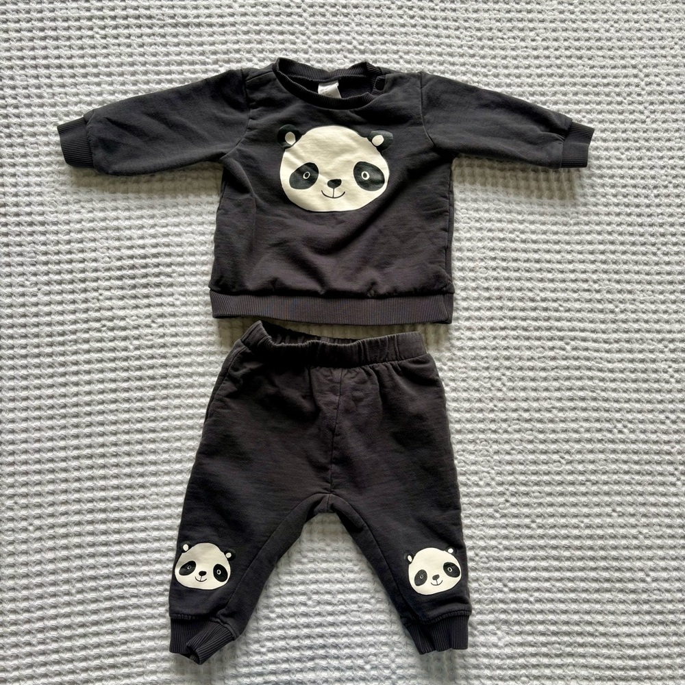 H&M Panda Sweatshirt & Jogger Set Baby Gray Gender Neutral: 6–9 Months